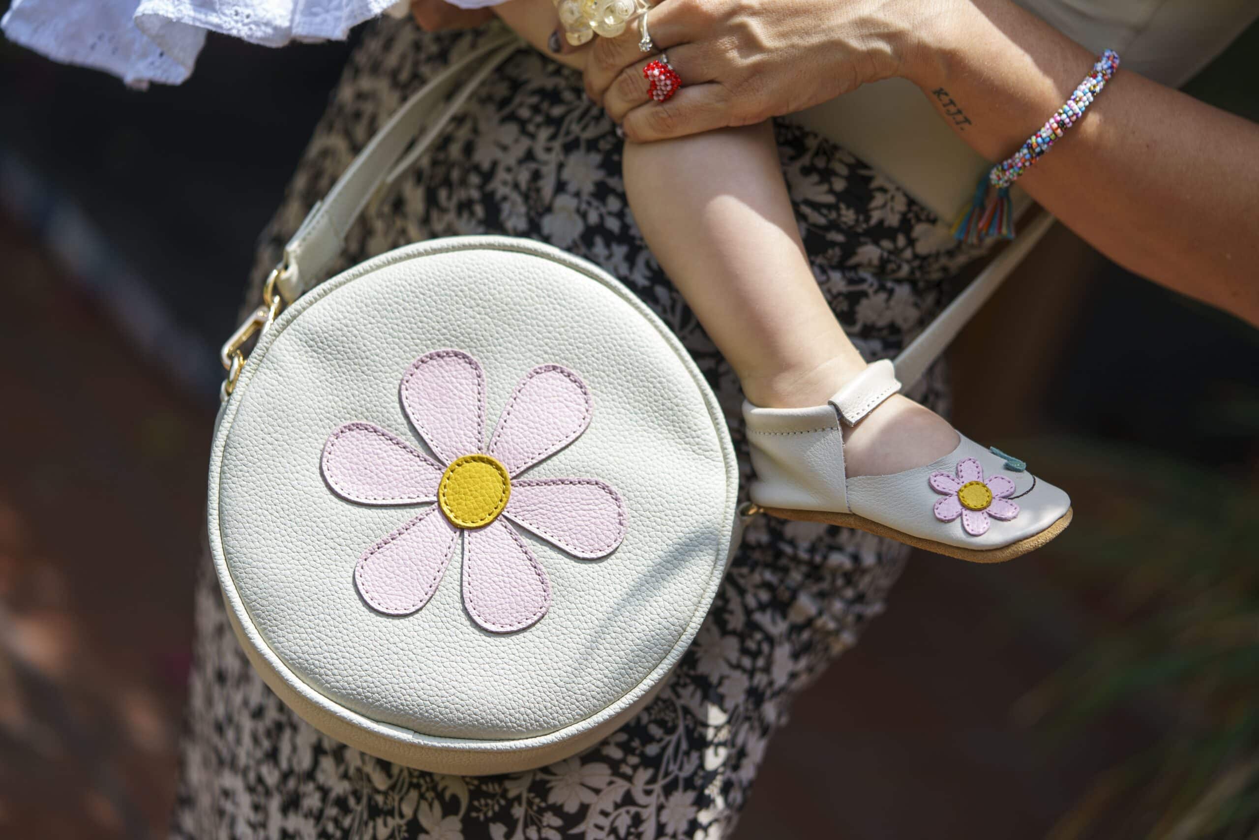 Cartera Giordana + moccs Samy